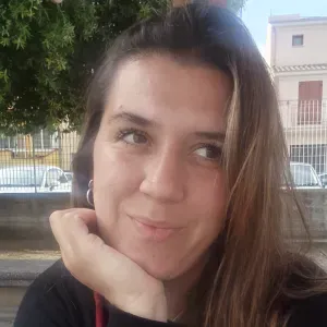 Addetta pulizie esperta, precisa e coscienziosa (9-14)