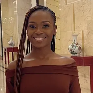 Babysistter com experiência em coimbrã 