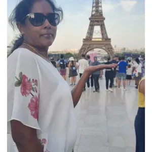 Cleaner in Paris 
