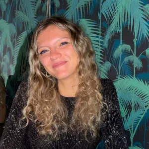 Amie des chats, je suis disponible pour des gardes!
