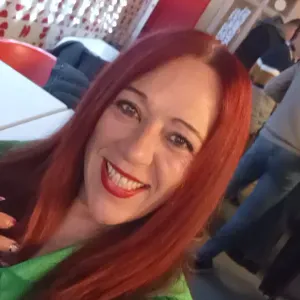 Empleada de limpieza en hoteles.restaurantes.casas