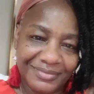 Professional babysitter available full-time