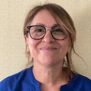 Femme de ménage aimant faire le ménage ! 