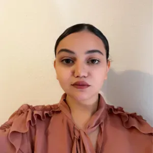 Femme de ménage et aide à domicile