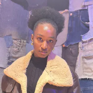 Bonjour, je cherche un travail de n'importe quoi☀️