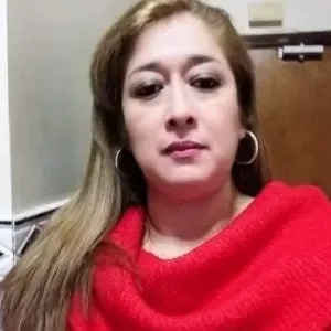 Niñera o cuidado de personas adultas dependientes 