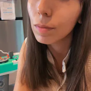 Baby sitter avec expérience familiale 