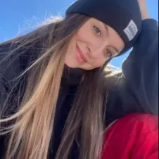 Hola! Soy Zaira, soy estudiante y tengo 21 años.