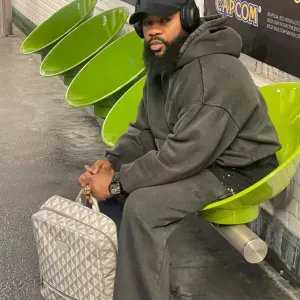 Homme de ménage dans à Tounan-En-Brie