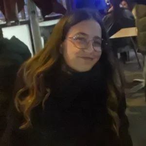 Niñera · Puntual y de Confianza