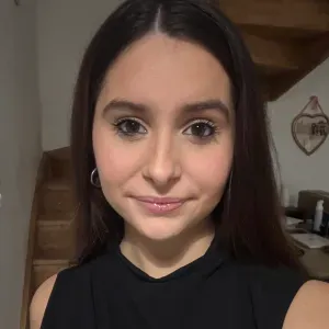 Femme de ménage dans un camping et une résidence touristique