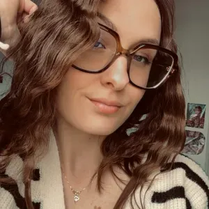 Baby - sitter située à longué 