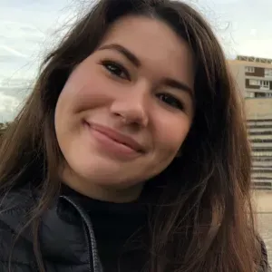 Petsitter douce et attentionnée pour vos petits protégés