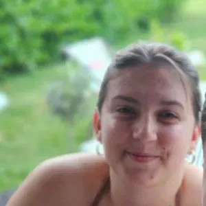 Baby sitter disponible selon vos besoins 