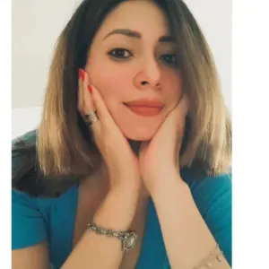 Gerocultora en jardines de Llíria 