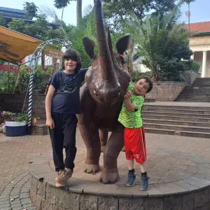 Je recherche aide à domicile – ménage + soutien familial 