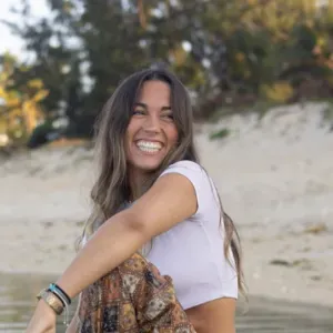 Jeune fille pour faire vos courses etc