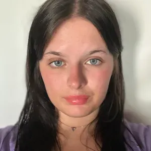 Baby-sitter attentionnée, responsable et dynamique à Paris