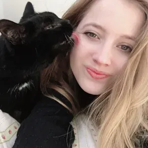 Would love to spend time with animals & be a pet sitter!