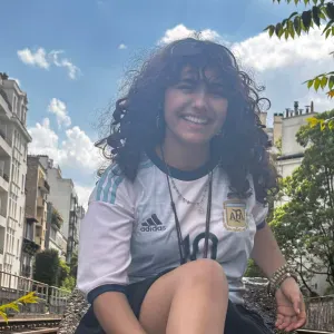 Personne sympathique, bonne, à l'écoute,