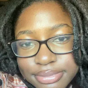 Besoin d'une babysitter fiable et attentionée?