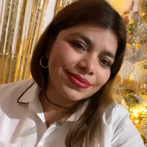 Auxiliar de enfermería, cuidadora de personas mayores 