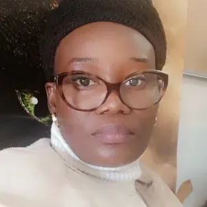 Femme de ménage responsable à carrière sous poissy 