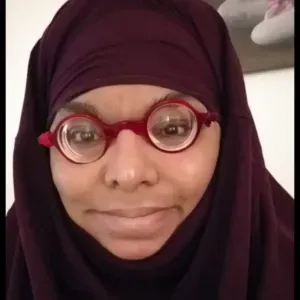 Propose mes services en tant que dame de compagnie