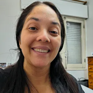 Sou cuidadora e trabalho na área de faro 