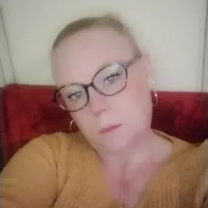 Baby sister expérimenté a bourg