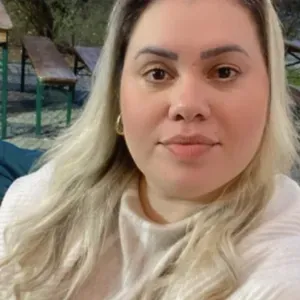 Empregada de limpeza, responsável em Setúbal 