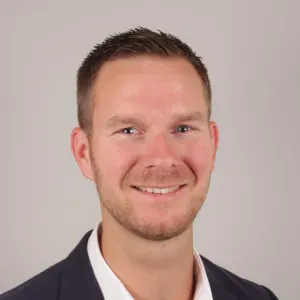 Je recherche une baby-sitter