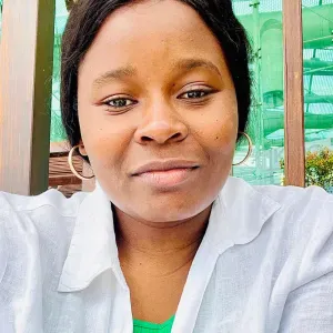 Empregada de limpeza em amadora, Lisboa