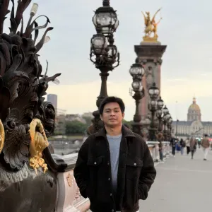 Responsible and trustworthy housekeeper in Paris