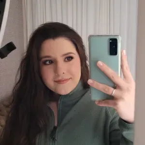 Cuidadora de animales responsable y cariñosa