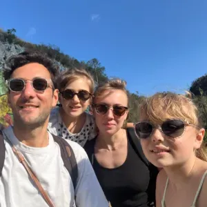 Je recherche une baby-sitter pour le périscolaire