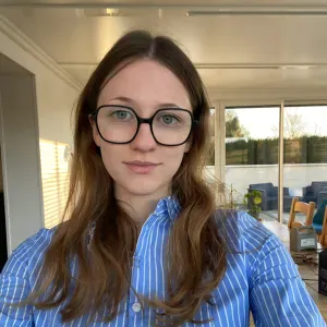 Babysitteuse à l'écoute de vos enfants 👧