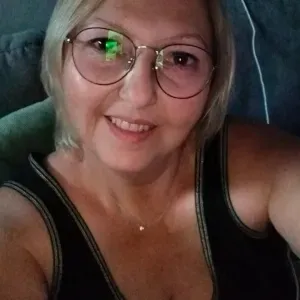 Aide soignante, garde malade à domicile 