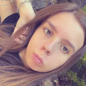 Une baby sitter de confiance à utelle 