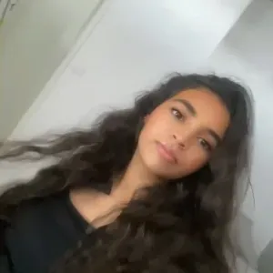 Baby-sitter sérieuse + aide aux devoirs