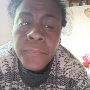 Femme débutant a la Réunion  je suis motivé gentil 