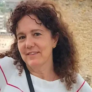 Niñera en Vilassar de Dalt, responsable y organizada