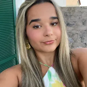 Babysitter à procura em Leiria 