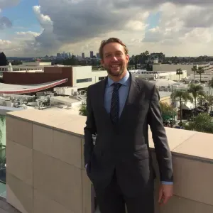 Petsitter job Le Bar-Sur-Loup