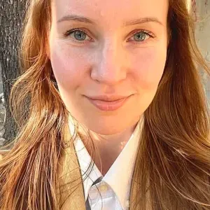 House sitting by open, loving animals 8years experienced me!