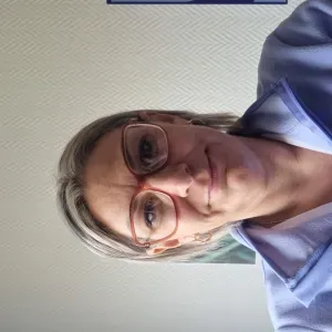 Femme de menage de 46 ans très maniaque et ordonnée