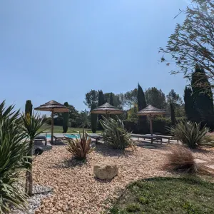 Recherche femmes de ménage,villa en location, Lambesc