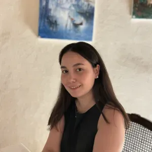 I'm looking for a petsitter near me