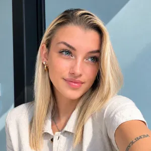 Linda, 25 ans, disponible pour garder vos petits bouts !
