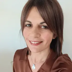 Aiuto stiro, riordino, spesa, lava stendi ritira 